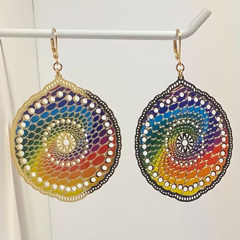 Painter's Palette Engraved Earrings
