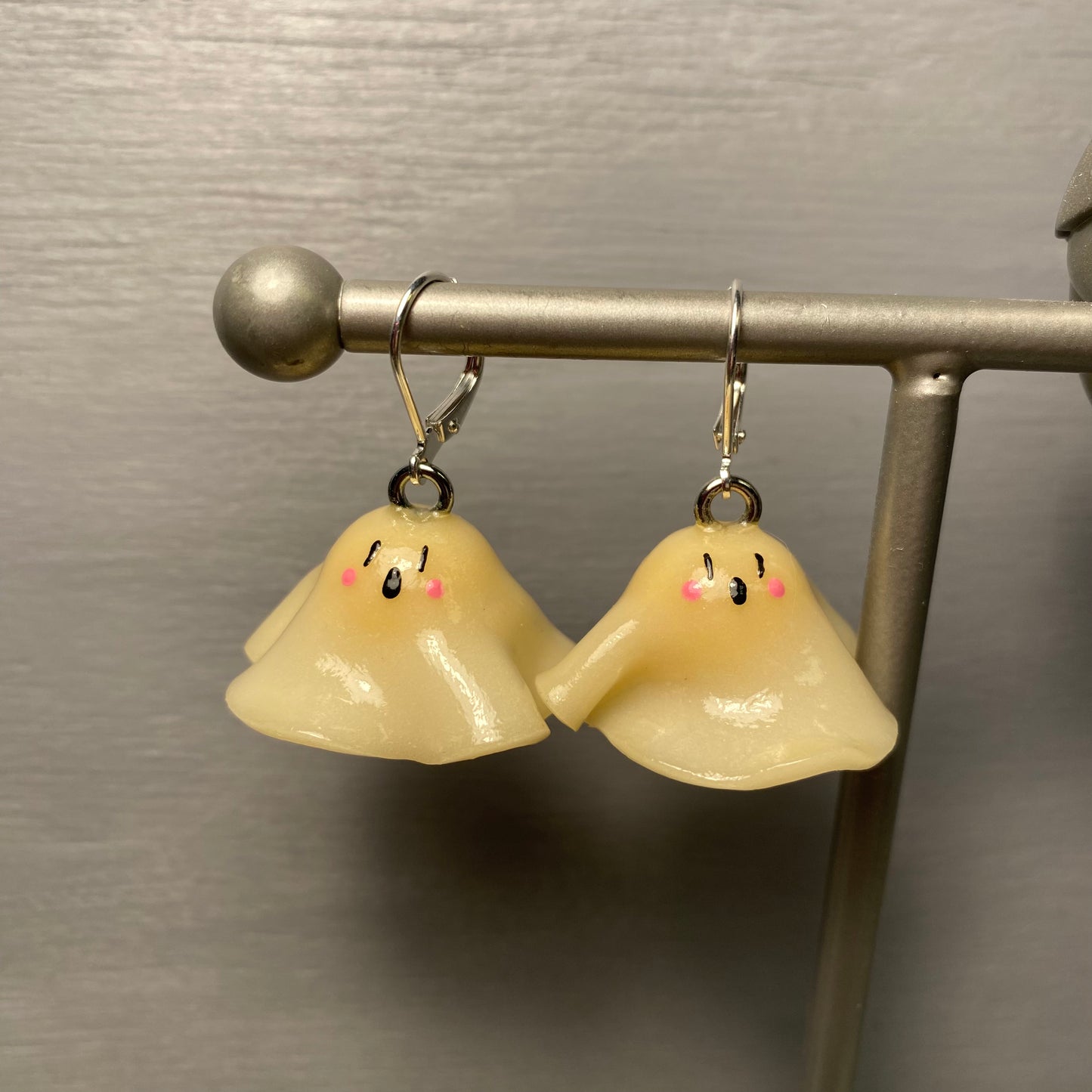 Goober Ghosties Earrings